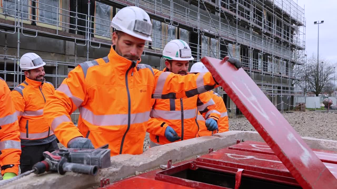 Eiffage — reportage de chantier Au bout de la route 93